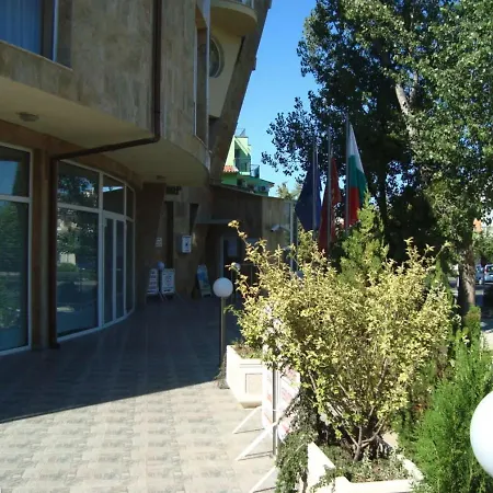 Vechna R 18 Sunny Apartment