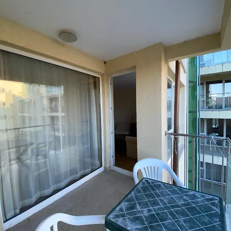 Vechna R 18 Sunny Sluneční pobřeží