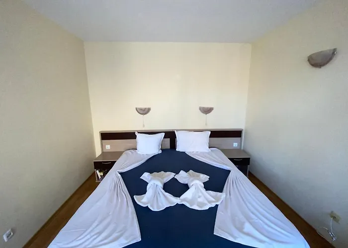 Vechna R 18 Sunny * Солнечный берег